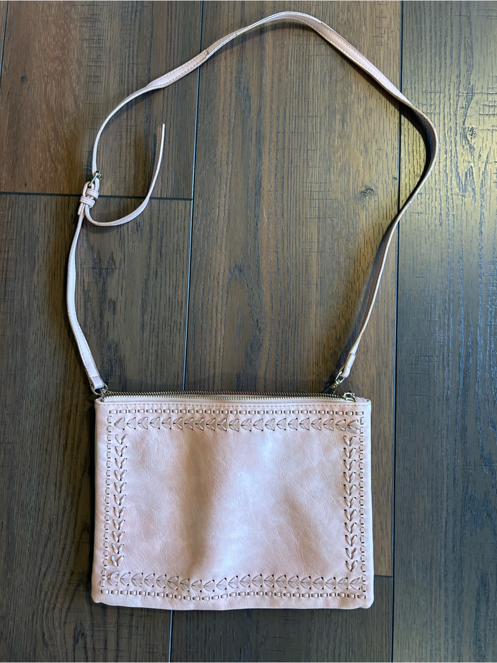 Western Inspired Women's Blush Pink Crossbody Bag - Sleek Leather Wristlet